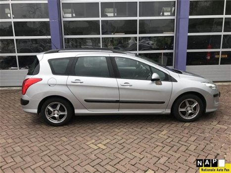 Peugeot 308 - 1.6 HDiF * NAVIGATIE - 1