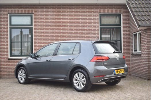 Volkswagen Golf - 1.6 TDI 90pk Comfortline Ecc Pdc ACC Navigatie 5drs - 1