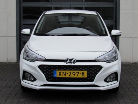 Hyundai i20 - 1.0 T-GDI Comfort Navigatie Apple CarPlay Fabrieksgarantie 02/2024 - 1