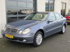 Mercedes-Benz E-klasse - 320 Avantgarde Automaat Youngtimer 35% Bijtelling over dagwaarde NL Auto NA