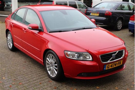 Volvo S40 - 2.5 T5 Model '08 Xenon Keyless - 1