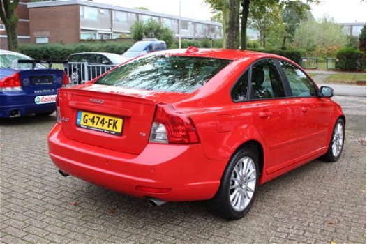 Volvo S40 - 2.5 T5 Model '08 Xenon Keyless - 1