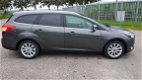 Ford Focus Wagon - 1.5 TDCI Titanium * Navigatie - 1 - Thumbnail