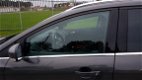 Ford Focus Wagon - 1.5 TDCI Titanium * Navigatie - 1 - Thumbnail