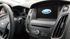 Ford Focus Wagon - 1.5 TDCI Titanium * Navigatie - 1 - Thumbnail