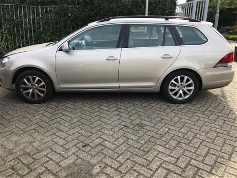 Volkswagen Golf Variant - 1.6 TDI Highline BlueMotion - 1