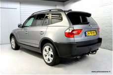 BMW X3 - 2.5i Navigatie, PDC, Sportinterieur, Trekhaak, Cruise, Climate