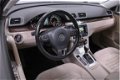 Volkswagen Passat Variant - 1.4 TSI Highline BlueMotion Automaat Stoelverwarming Alcantara/Stof Navi - 1 - Thumbnail