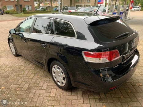 Toyota Avensis Wagon - 1.8 VVTi Business, Navi, Climat, Cruis - 1