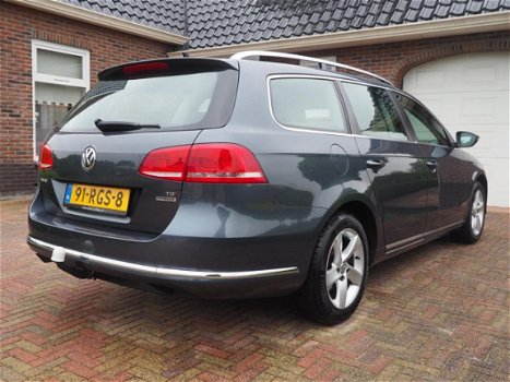 Volkswagen Passat Variant - 1.6 TDI Comfortline BlueMotion | Panoramadak | ACTIEPRIJS | ECC | Naviga - 1