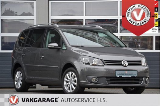 Volkswagen Touran - 1.4 TSI Highline BOVAG, AUTOMAAT, PANORAMA DAK, GARANTIE, PDC - 1