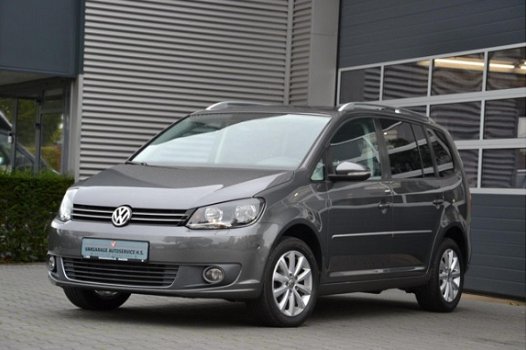 Volkswagen Touran - 1.4 TSI Highline BOVAG, AUTOMAAT, PANORAMA DAK, GARANTIE, PDC - 1