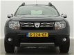 Dacia Duster - TCe 125 4x2 Prestige // Navi / Leder / Bluetooth / Cruise Control / Trekhaak - 1 - Thumbnail