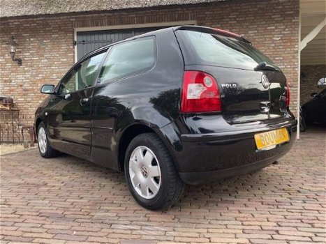 Volkswagen Polo - 1.4-16V FSI Highline- APK 2021 - 1