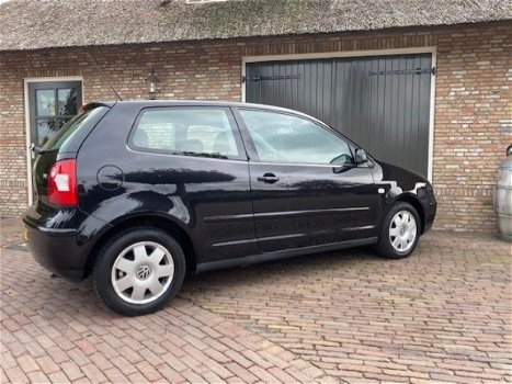 Volkswagen Polo - 1.4-16V FSI Highline- APK 2021 - 1