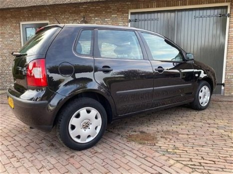 Volkswagen Polo - 1.4-16V -5 Deurs- Nieuwe APK- Airco - 1