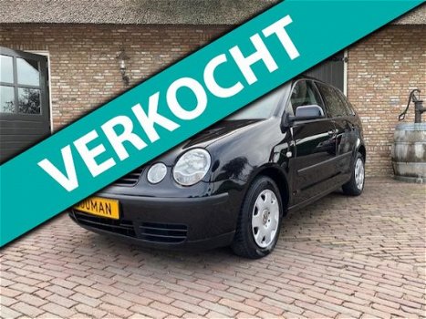 Volkswagen Polo - 1.2-12V Comfortline -5 Deurs- Nieuwe APK- Airco - 1