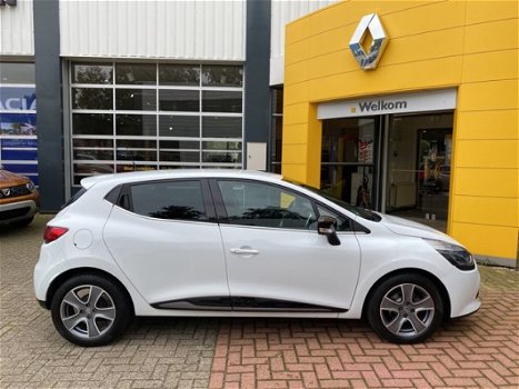 Renault Clio - 0.9 TCe Night&Day Airco/Cruise/Navi/PDC/Bluetooth/Velgen - 1