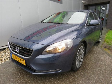 Volvo V40 - D2 Summum Business Styling Pack Leder Stoelverw Navi Clima PDC Bluetooth Cruise - 1