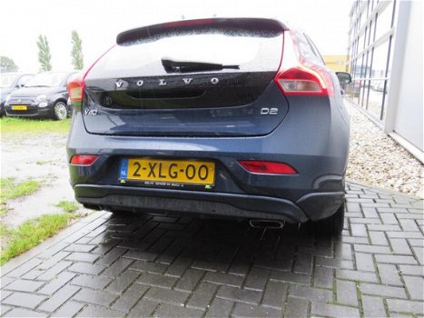 Volvo V40 - D2 Summum Business Styling Pack Leder Stoelverw Navi Clima PDC Bluetooth Cruise - 1
