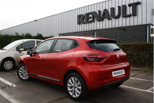 Renault Clio - TCe 100pk Zen nu met €. 2.000, - voorraad voordeel Navi / LM velgen / Bluetooth / Cru - 1