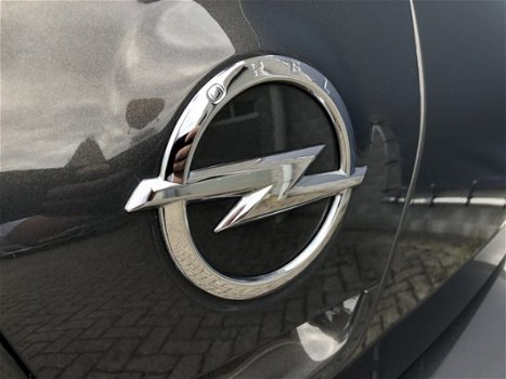 Opel Astra - 1.4 Turbo Blitz - AIRCO - NAVI - PARKEERSENSOREN - LICHTMETALEN VELGEN - CRUISECONTROL - 1