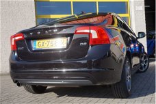 Volvo S60 - 2.0 D2 Momentum Business BJ2015 VOL-Leder | LED | LMV17" | PDC V+A | Navi | Camera