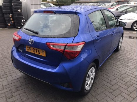 Toyota Yaris - 1.0 Energy 5drs (navigatie) - 1