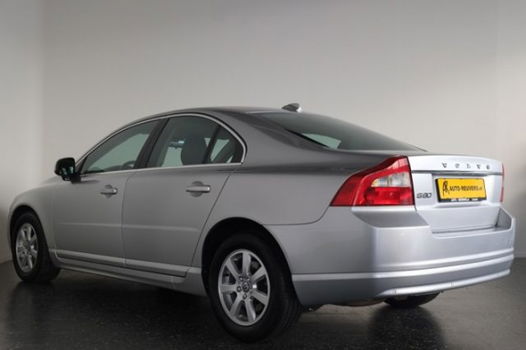 Volvo S80 - 2.0 D4 120kW / Automaat / Xenon / Navigatie - 1