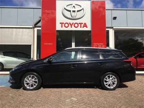 Toyota Auris Touring Sports - 1.8 Hybrid Lease Pro - 1