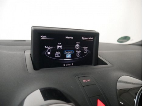 Audi A1 - 1.4 TFSI Attraction automaat , s-line , airco dealer onderhouden - 1
