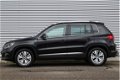 Volkswagen Tiguan - 1.4 TSI 122pk Life Sport&Style 17''lm Trekhaak 68 - 1 - Thumbnail