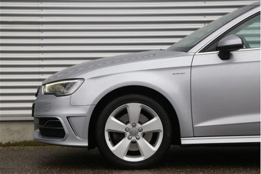 Audi A3 Sportback - E-tron 1.4 TFSI S-Tronic Ambition EX BTW Navigatie LED Cruise - 1