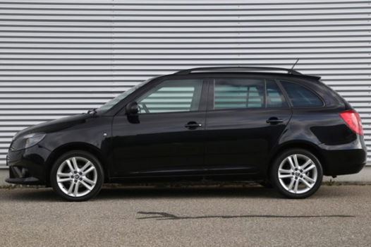 Skoda Fabia Combi - 1.2 TSI 85pk Ambition Clima Xenon PDC Privacyglass 264 - 1