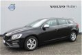 Volvo V60 - D3 150PK Automaat R-Design/ Navigatie/ Climat control - 1 - Thumbnail