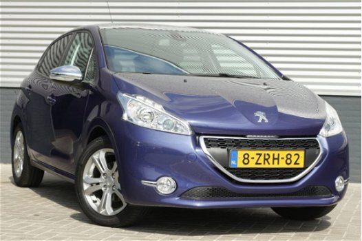 Peugeot 208 - 1.2 5DRS PANODAK NAVI LMV ECC CRUISE BLUETOOTH DONKER GLAS ETC SUPERMOOI FINANCIEREN A - 1