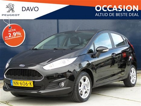 Ford Fiesta - 1.0 80PK 5D S/S Style Ultimate met Airco en Navigatie en PDC - 1