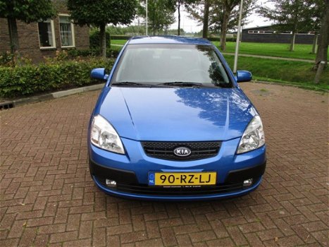 Kia Rio - 1.4 L, 5 Drs, Airco etc, Gereserveerd - 1