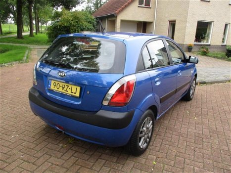 Kia Rio - 1.4 L, 5 Drs, Airco etc, Gereserveerd - 1