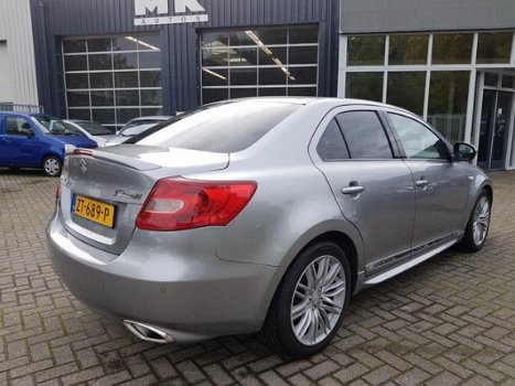 Suzuki Kizashi - 2.4 Automaat 4wd - 1