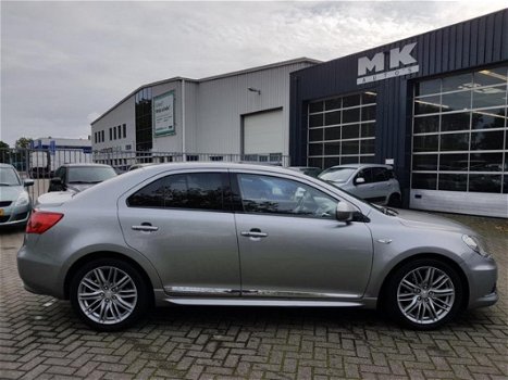 Suzuki Kizashi - 2.4 Automaat 4wd - 1