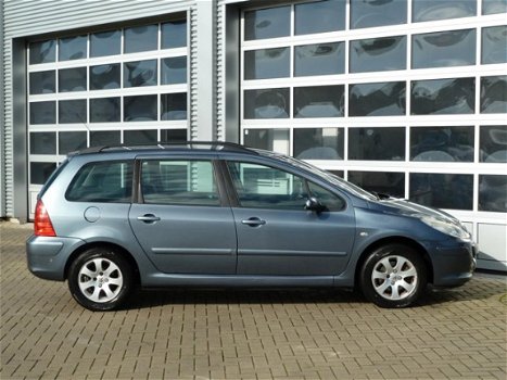 Peugeot 307 Break - 1.6 HDiF Premium BJ.2008 CLIMA | NAVI | TREKHAAK - 1