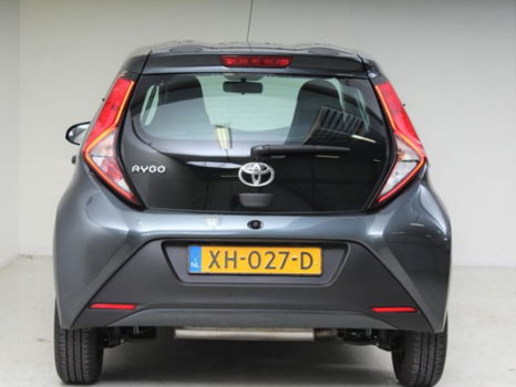 Toyota Aygo - 1.0 VVT-i x-fun Airco Bluetooth - 1