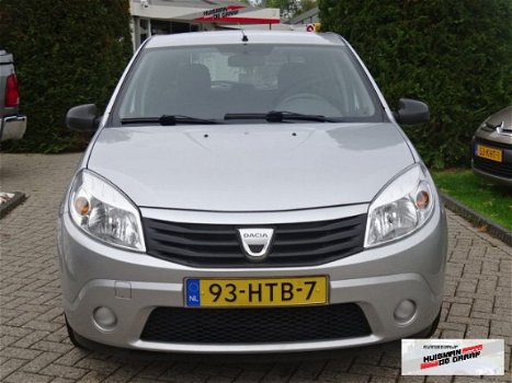 Dacia Sandero - 1.1 MPI 5-Deurs 2009 Grijs Trekhaak - 1