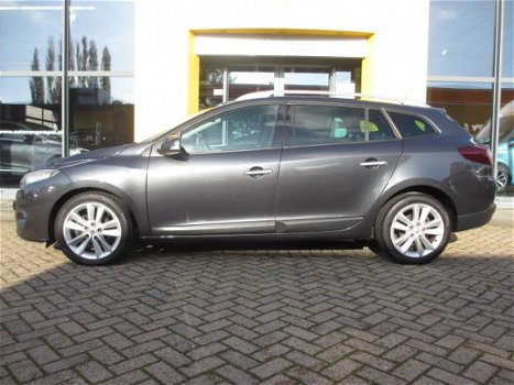 Renault Mégane Estate - 2.0 Privilége / AUTOMAAT / NAVI / LEDER / STOELVERWARMING - 1