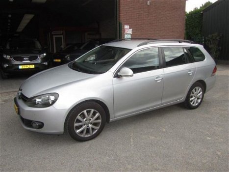 Volkswagen Golf Variant - 1.6 TDI Highline BlueMotion - 1