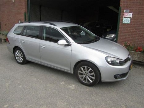 Volkswagen Golf Variant - 1.6 TDI Highline BlueMotion - 1