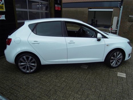 Seat Ibiza SC - 1.0 EcoTSI FR Connect navigatiexenon etc - 1