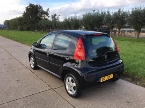 Peugeot 107 - 1.0-12V Sublime 77DKM 5DRS/AIRCO/ELEK PAK/RADIO-CD/NWE APK/NAP - 1