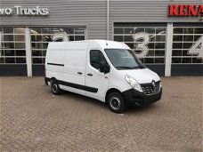 Renault Master - T35 2.3 dCi L2H2 Energy 145 pk Achteruitrijhulp / camera / navigatie radio USB BT D